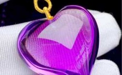 为什么紫水晶高贵（紫水晶为什么是紫色）