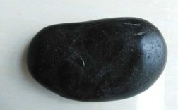 黑石头是什么石（怎么看石头是不是玉石）