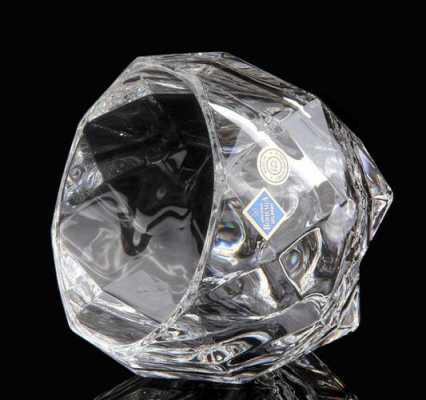 捷克水晶是什么材料（捷克水晶的主要成分）-图2