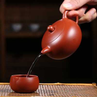 红茶用什么紫砂壶冲泡（红茶用什么紫砂壶冲泡比较好）-图2