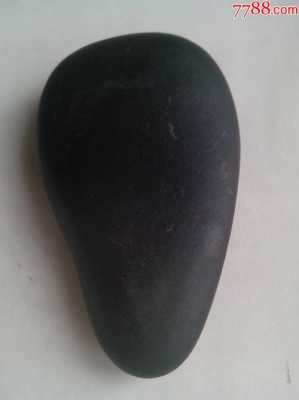 黑色石头寓意是什么意思（黑色的石头代表什么）-图2