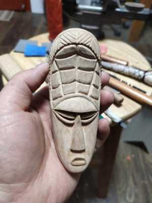 刻面具用什么木头（雕刻面具需要什么木头）-图2