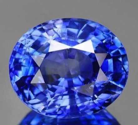 宝石蓝色的是什么（宝石蓝色的寓意和象征）-图1