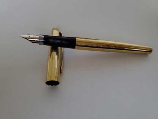 派克51钢笔为什么停产（派克51包金款钢笔）-图1