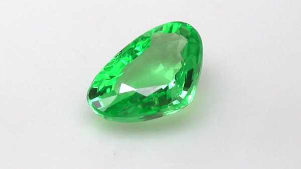 还有什么宝石是绿色的（有哪些宝石是绿色的）-图2