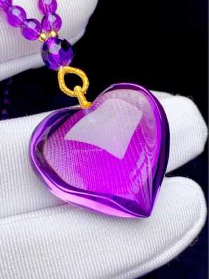 为什么紫水晶高贵（紫水晶为什么是紫色）-图1