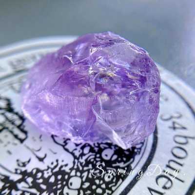 为什么紫水晶高贵（紫水晶为什么是紫色）-图2